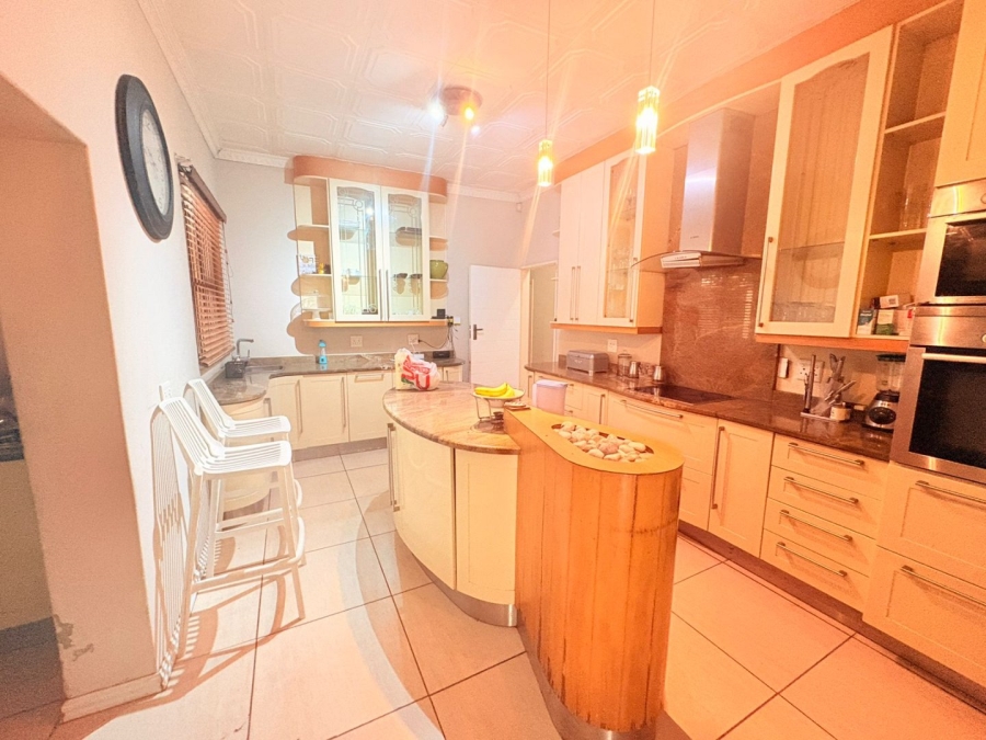 5 Bedroom Property for Sale in King Williams Town Central Eastern Cape